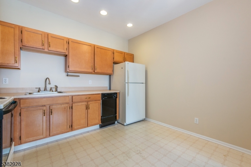 BALD EAGLE COMMONS - Residential