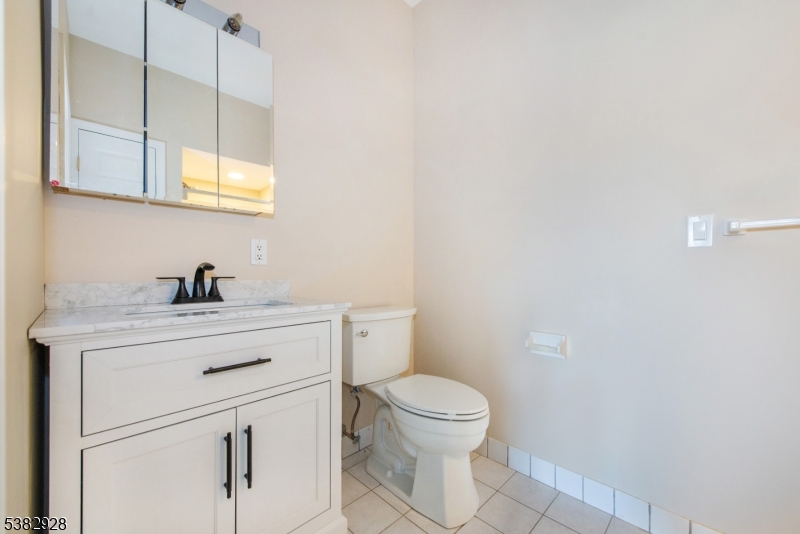 BALD EAGLE COMMONS - Residential