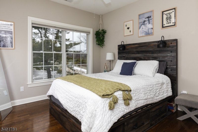 THE BROWNSTONES - Residential