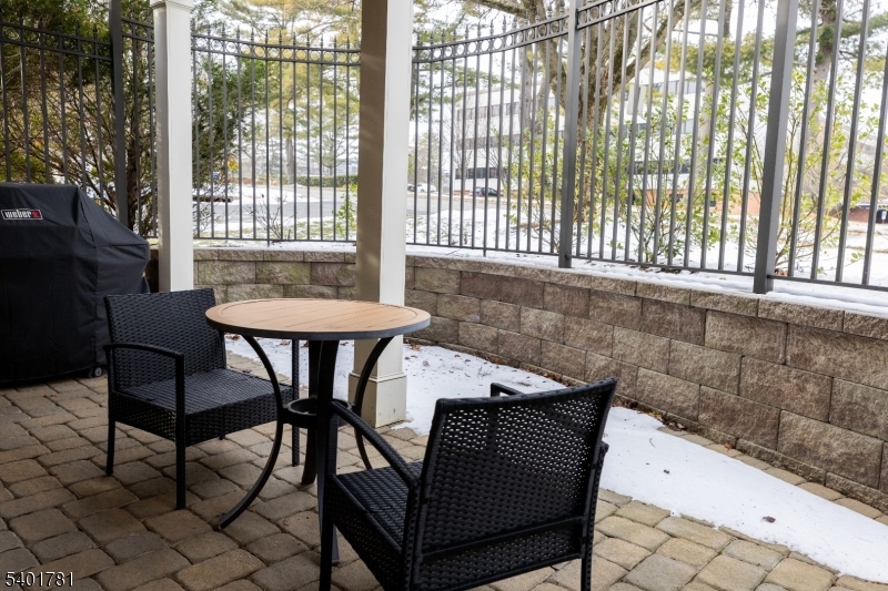 THE BROWNSTONES - Residential