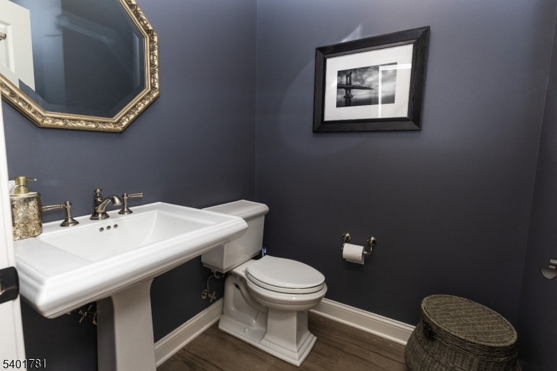 THE BROWNSTONES - Residential