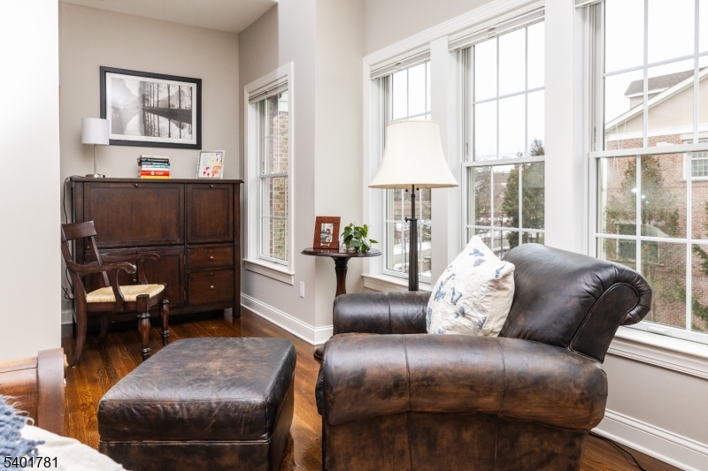 THE BROWNSTONES - Residential