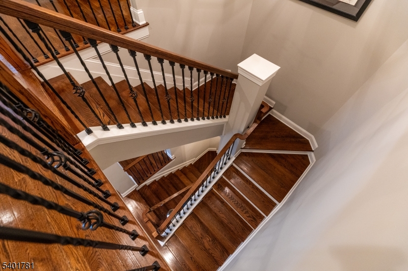 THE BROWNSTONES - Residential