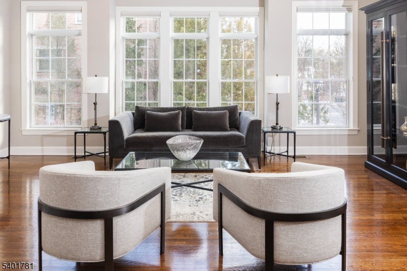 THE BROWNSTONES - Residential