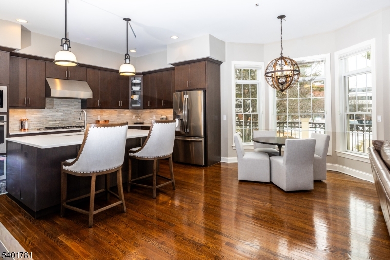 THE BROWNSTONES - Residential