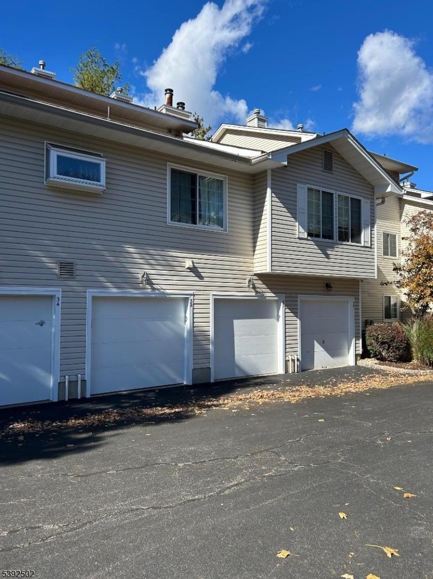 Crestmont Highlands - Residential Lease