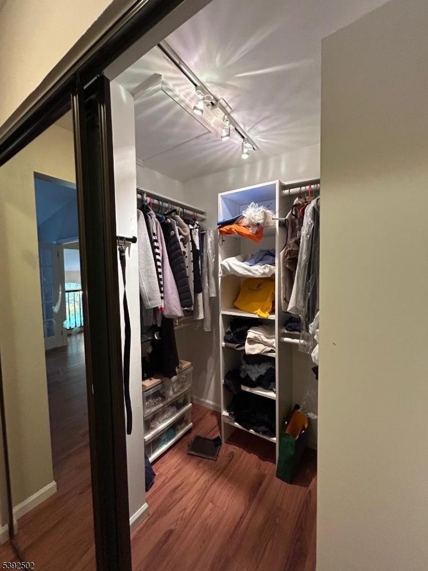 Crestmont Highlands - Residential Lease