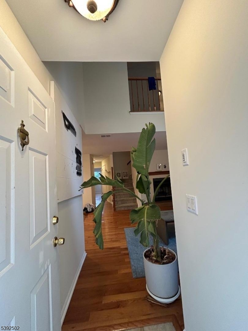 Crestmont Highlands - Residential Lease