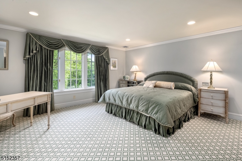 New Vernon - Residential