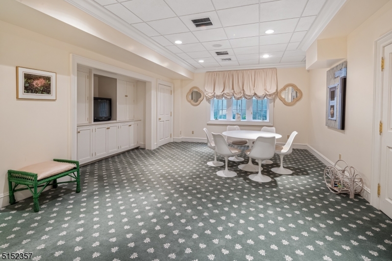 New Vernon - Residential