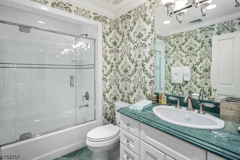 New Vernon - Residential