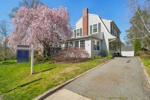 MLS: 3958548