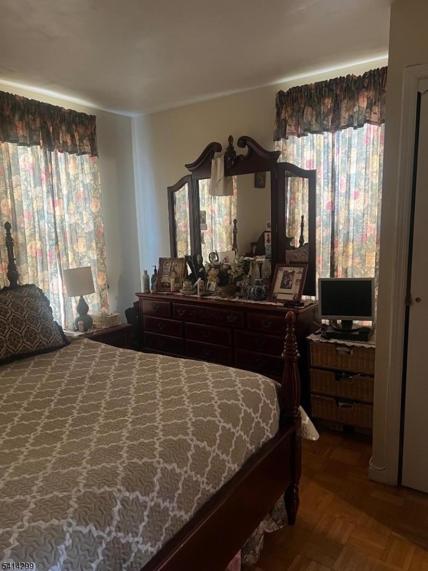 IRONBOUND - Residential Income