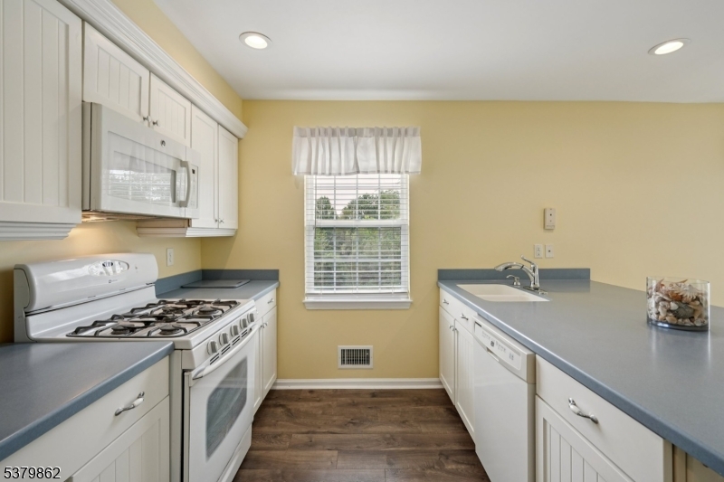 Oak Hill Community - Residential