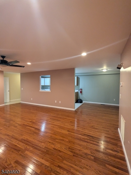 BIRCH RUN  287 EXIT 8 ON - Residential