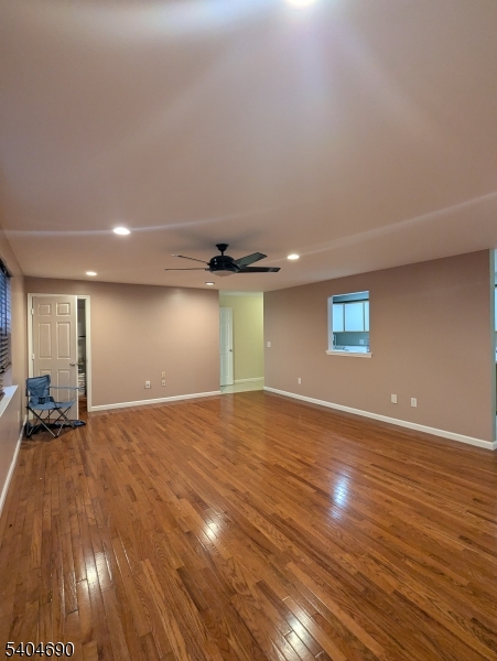 BIRCH RUN  287 EXIT 8 ON - Residential