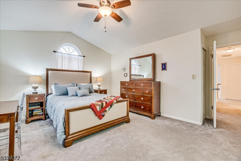 Franklin Twp., New Jersey 08823, United States, 3 Bedrooms Bedrooms, ,3 BathroomsBathrooms,Residential,Pending,9555