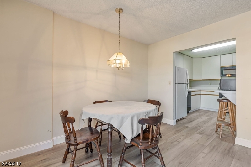 Linden Towers - Residential