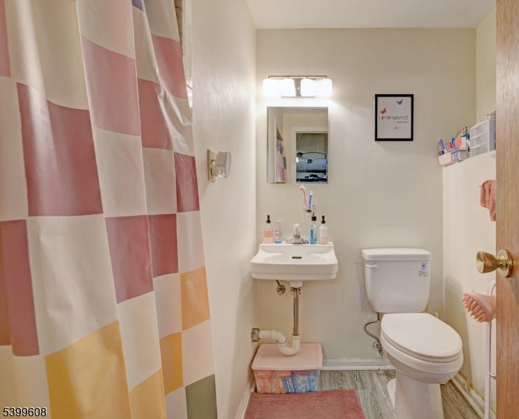 Englishtown - Residential