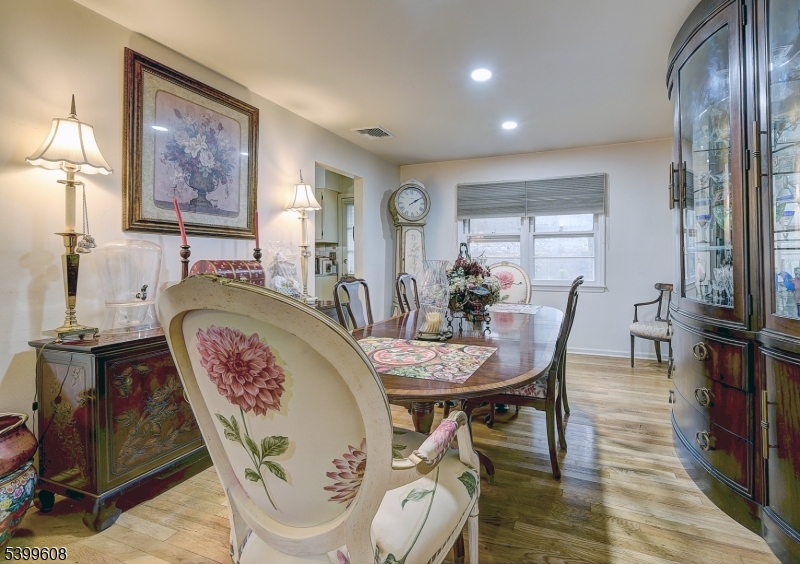 Englishtown - Residential