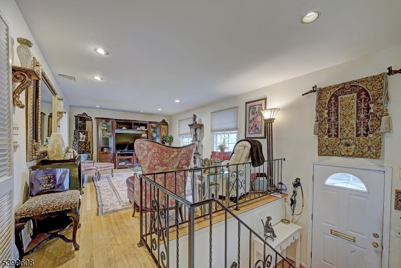 Englishtown - Residential