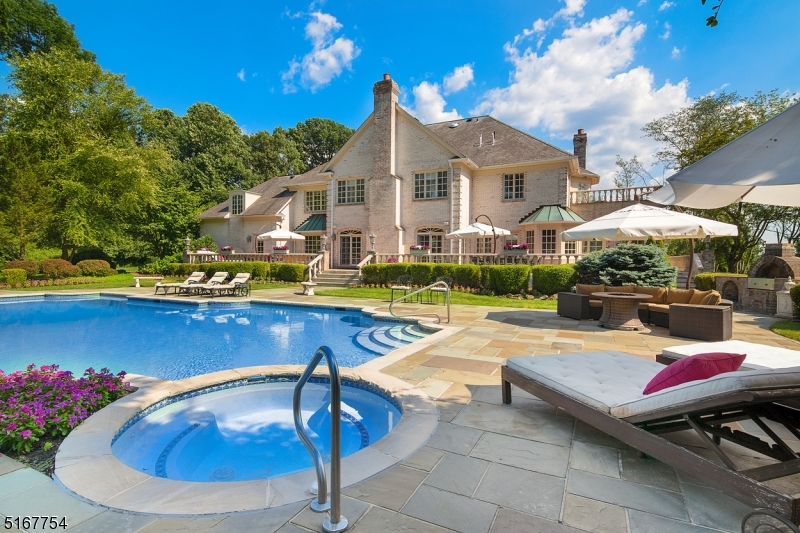 New Vernon - Residential