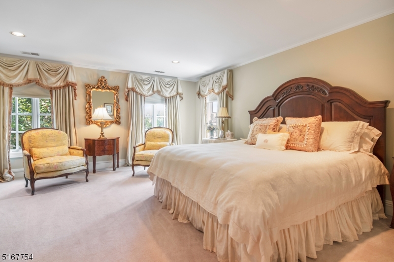 New Vernon - Residential