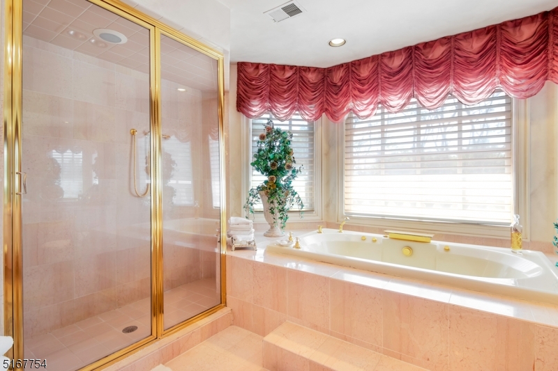 New Vernon - Residential