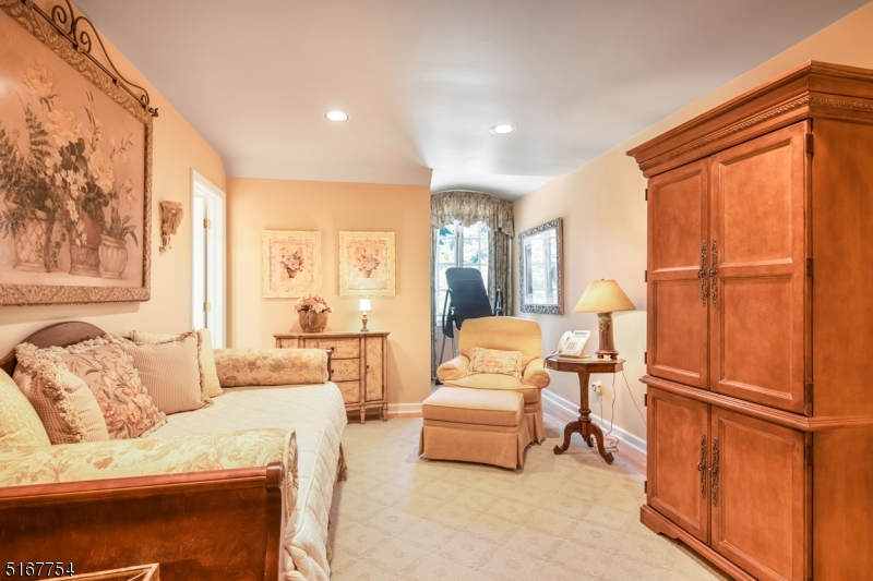 New Vernon - Residential