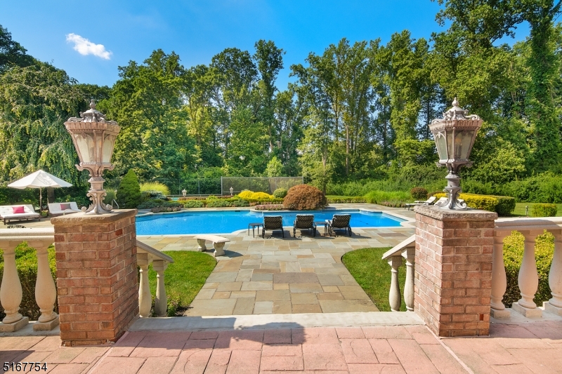 New Vernon - Residential