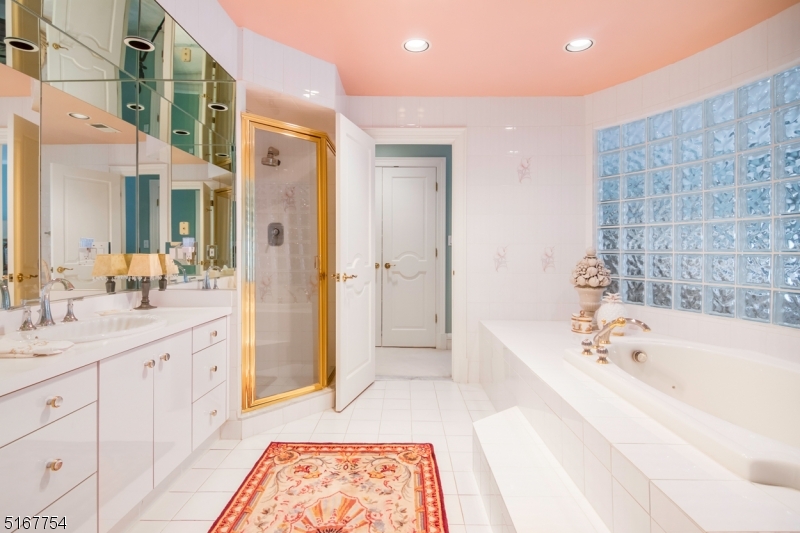 New Vernon - Residential