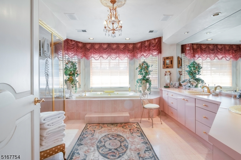 New Vernon - Residential