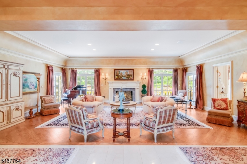 New Vernon - Residential