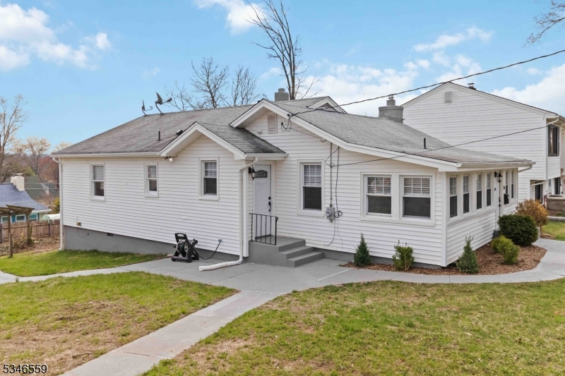 Lake Hiawatha - Residential Lease