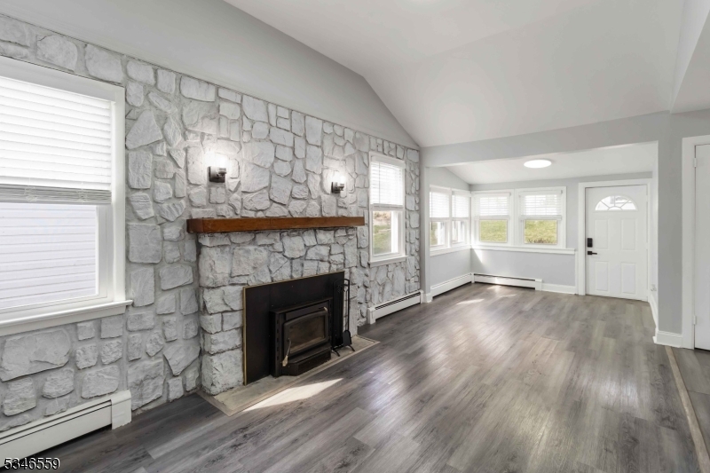 Lake Hiawatha - Residential Lease