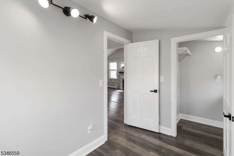 Lake Hiawatha - Residential Lease