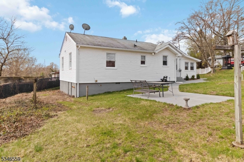 Lake Hiawatha - Residential Lease