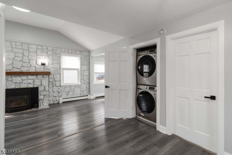 Lake Hiawatha - Residential Lease