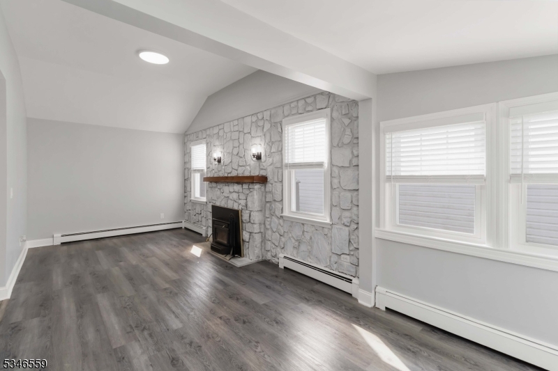 Lake Hiawatha - Residential Lease