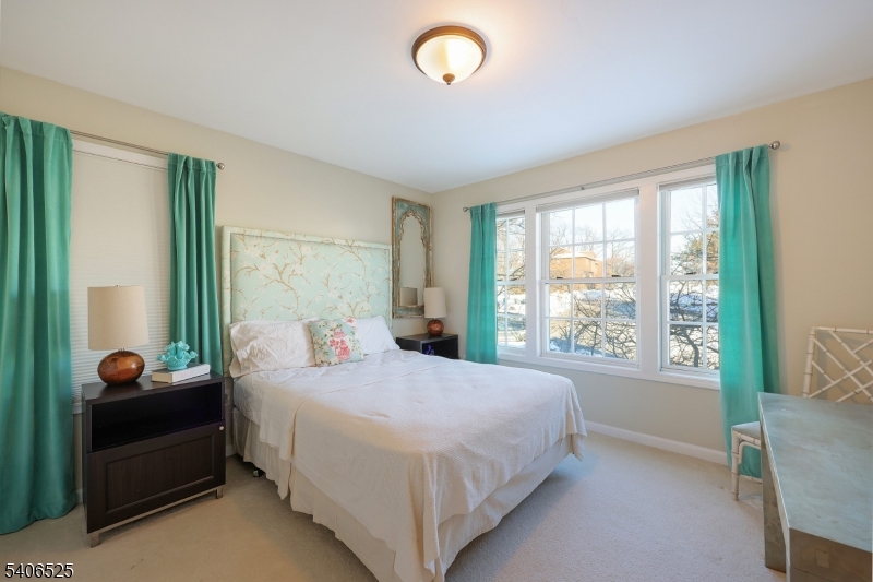 Lakeside - Residential