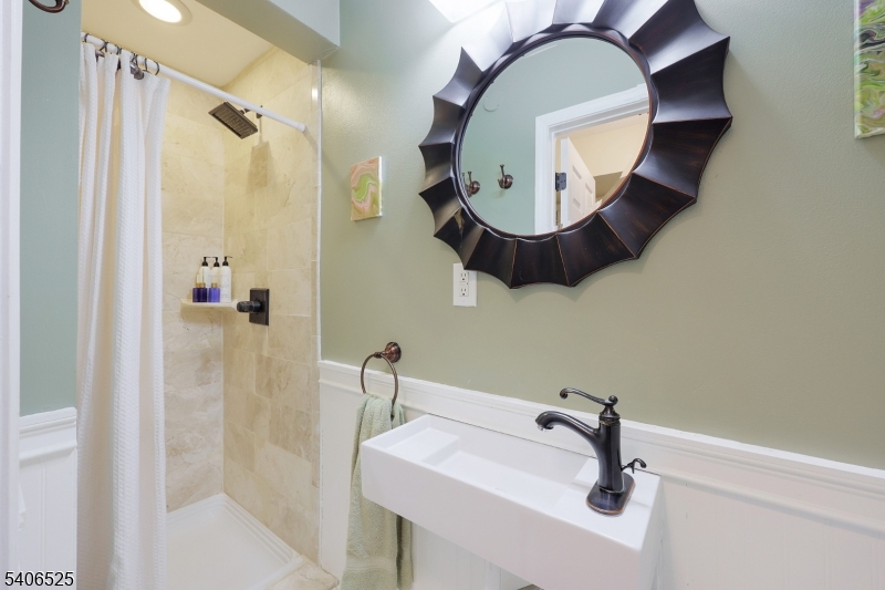 Lakeside - Residential