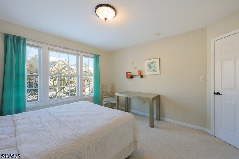 Lakeside - Residential