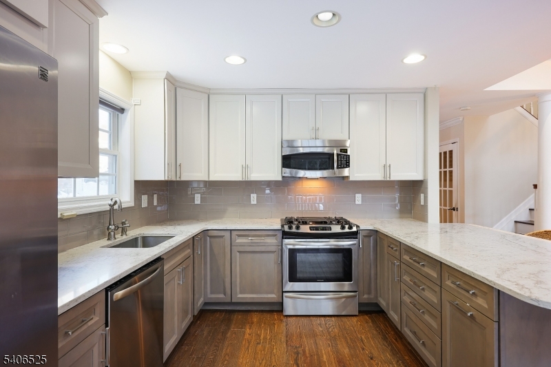 Lakeside - Residential