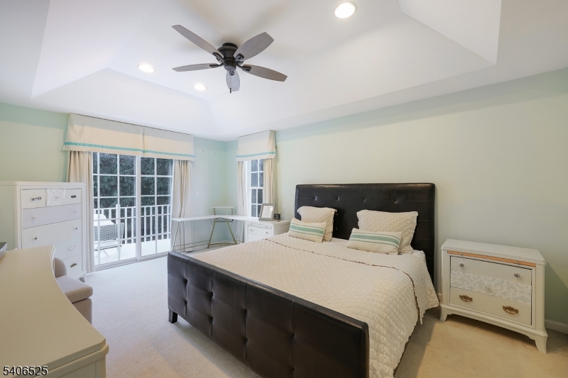 Lakeside - Residential