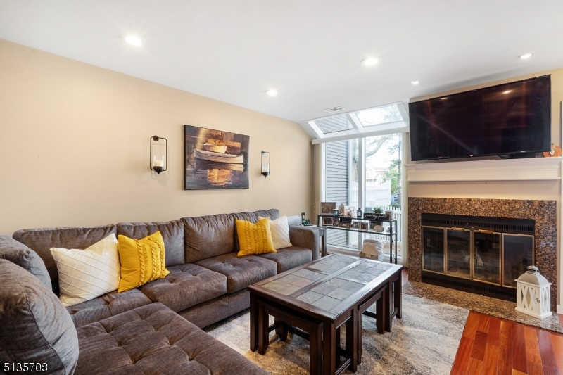 Crestmont - Residential Lease