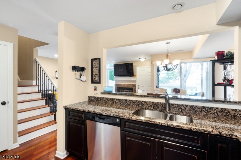 Crestmont - Residential Lease