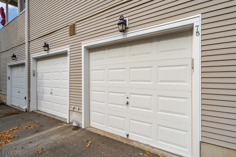 Crestmont - Residential Lease