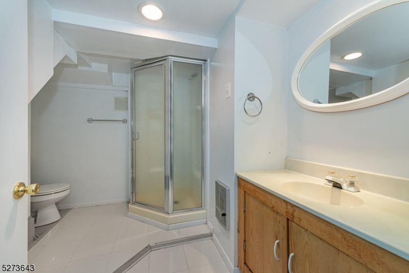 Oak Ridge - Residential