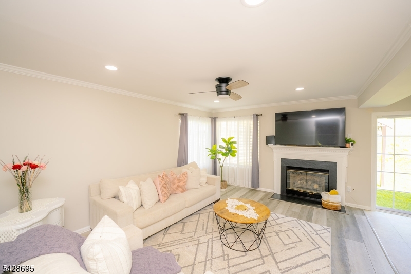 Country Oaks - Residential
