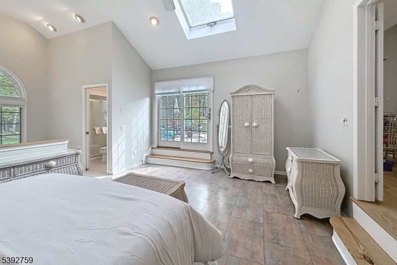 White Meadow Lake - Residential